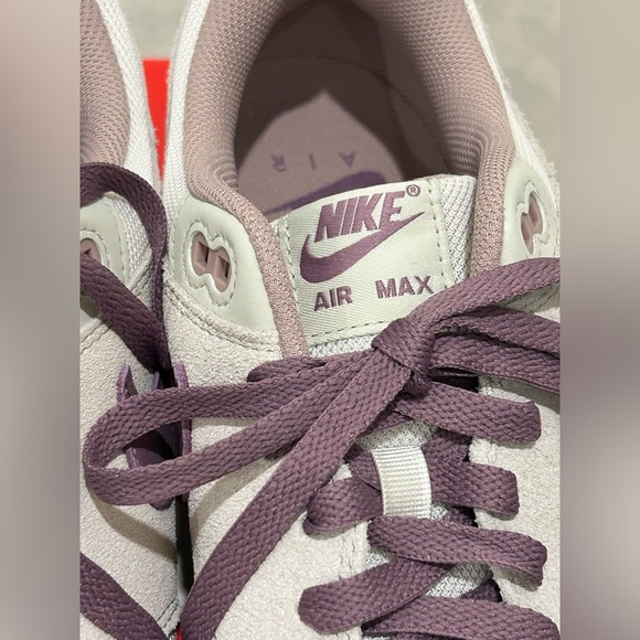 NEW Nike Air Max 1 SC FB9660002 Light Bone/ Violet Dust Phantom Size 12 - Picture 10 of 11
